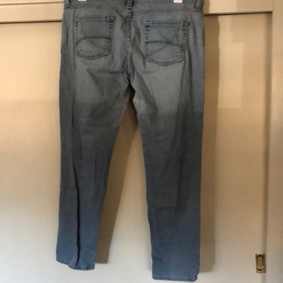 Jeans - Picture 2 of 2